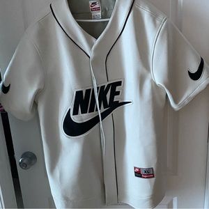 Nike Supreme Jacket Top